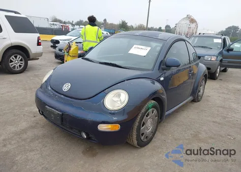 2000 Volkswagen New Beetle Gls z USA, uszkodzony, nr VIN 3VWCC21C6YM431702